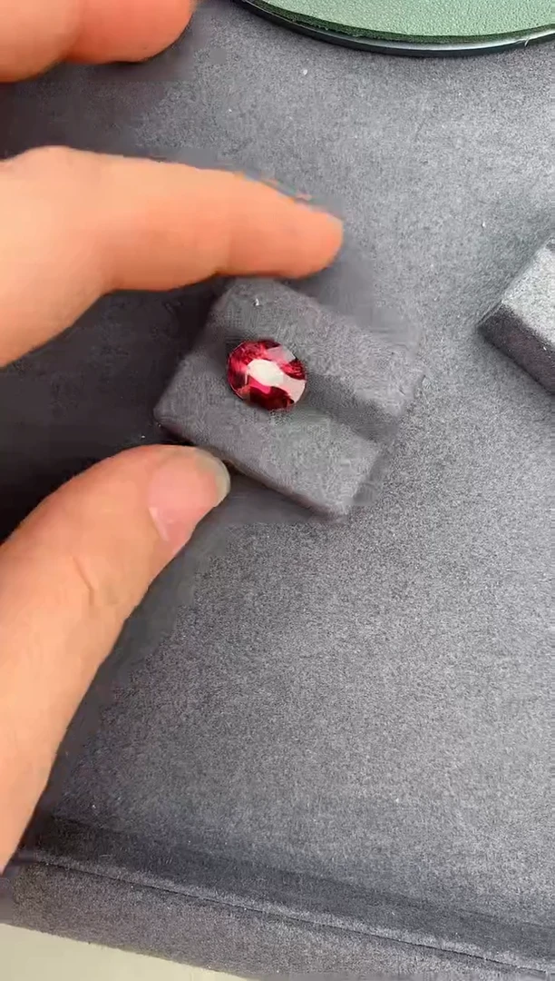 【闪购商品】碧玺裸石未镶嵌3.3ct碧玺