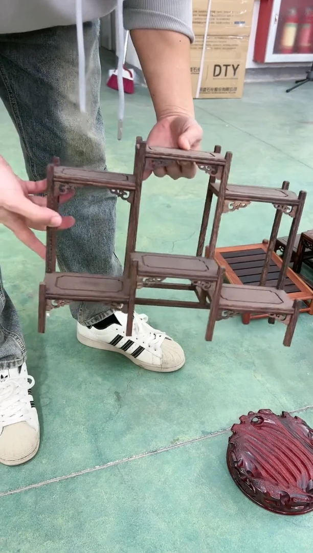【闪购商品】鸡翅木清式六联台一个
