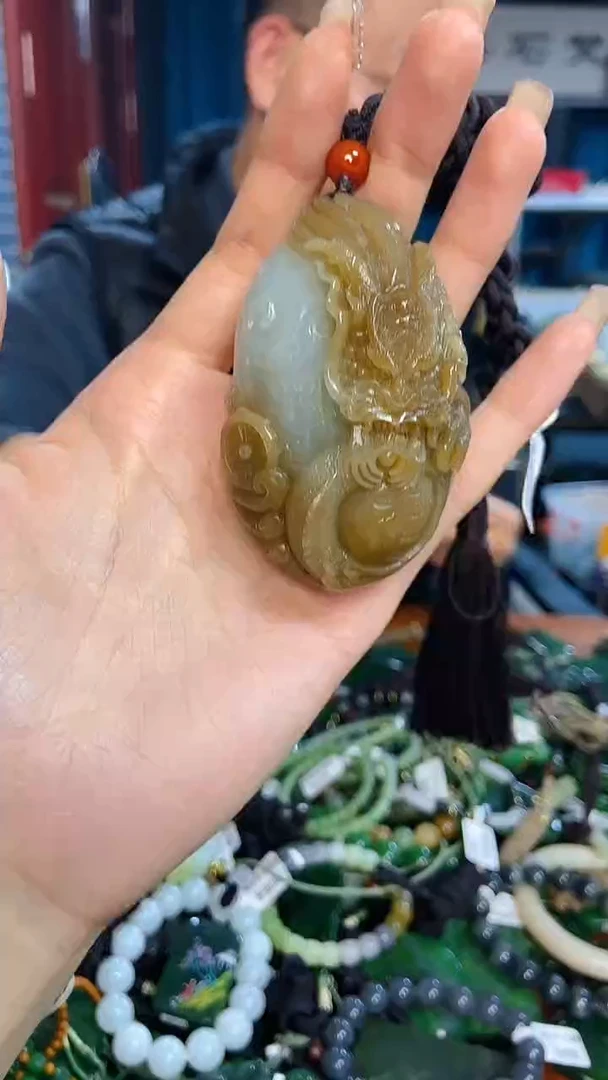 未镶嵌和田玉挂件1