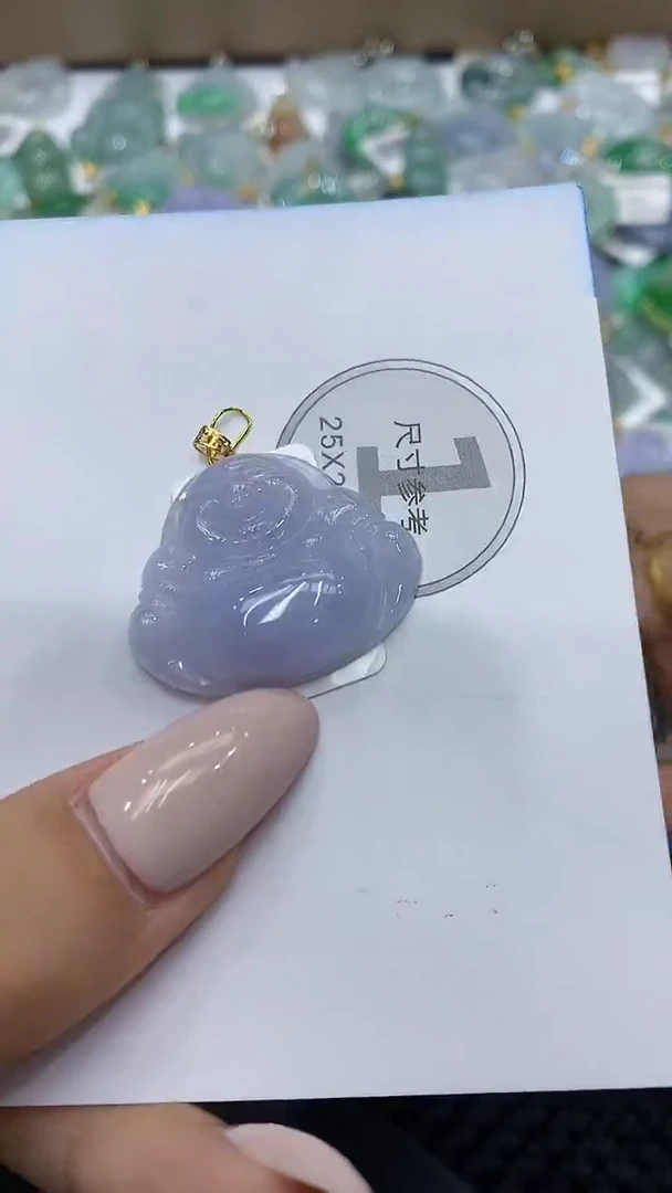 颈饰18K金镶嵌翡翠111111111111