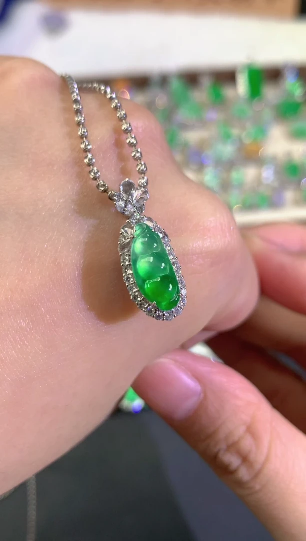 吊坠(不含链)18K金镶嵌翡翠A791|19800