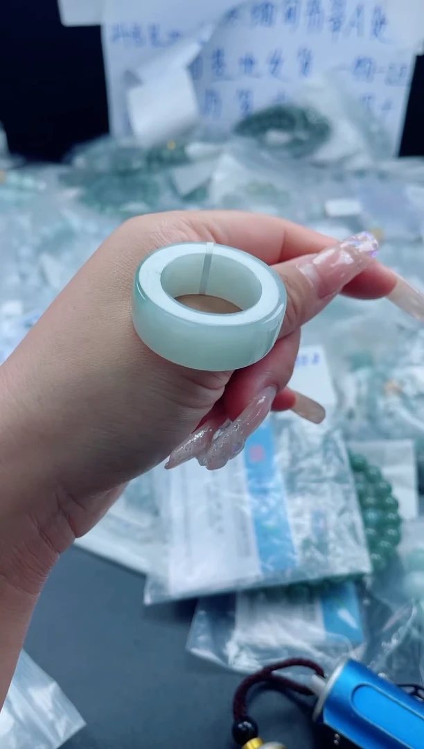 未镶嵌定制翡翠戒圈