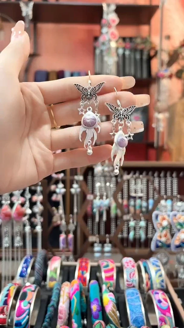 织绣云织谣民族风精美饰品   3**