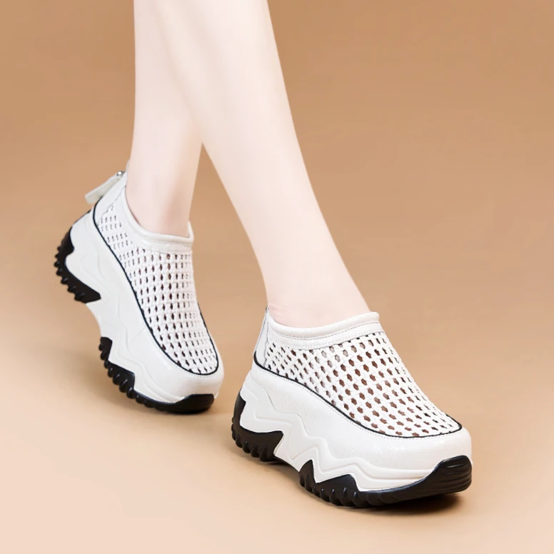 2025夏季新款镂空透气网面凉鞋女运动休闲老爹鞋ins内增高小白鞋
