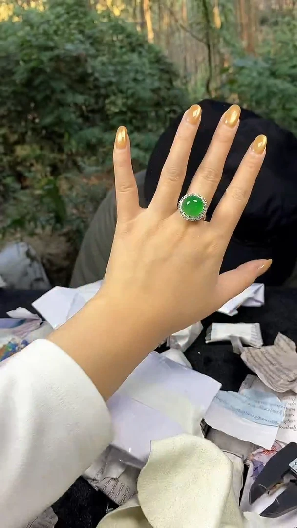 满色吊坠 所见即所得！！