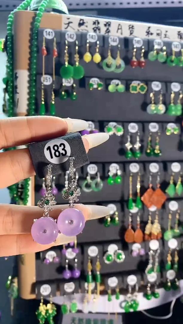 【闪购商品】翡翠耳饰银S925镶嵌183...