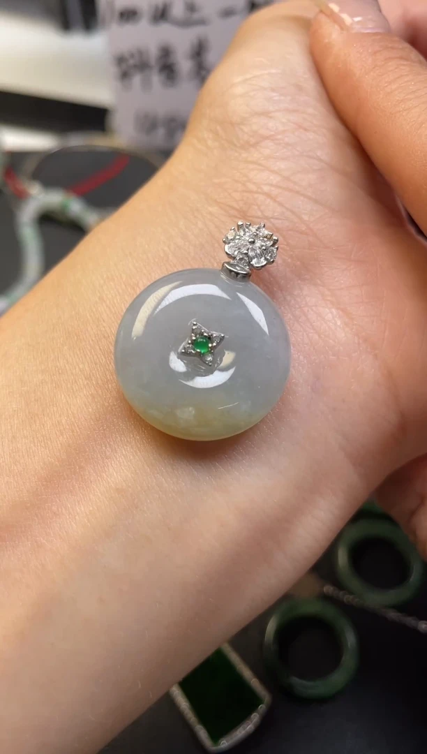 翡翠银S925镶嵌颈饰平安扣吊坠