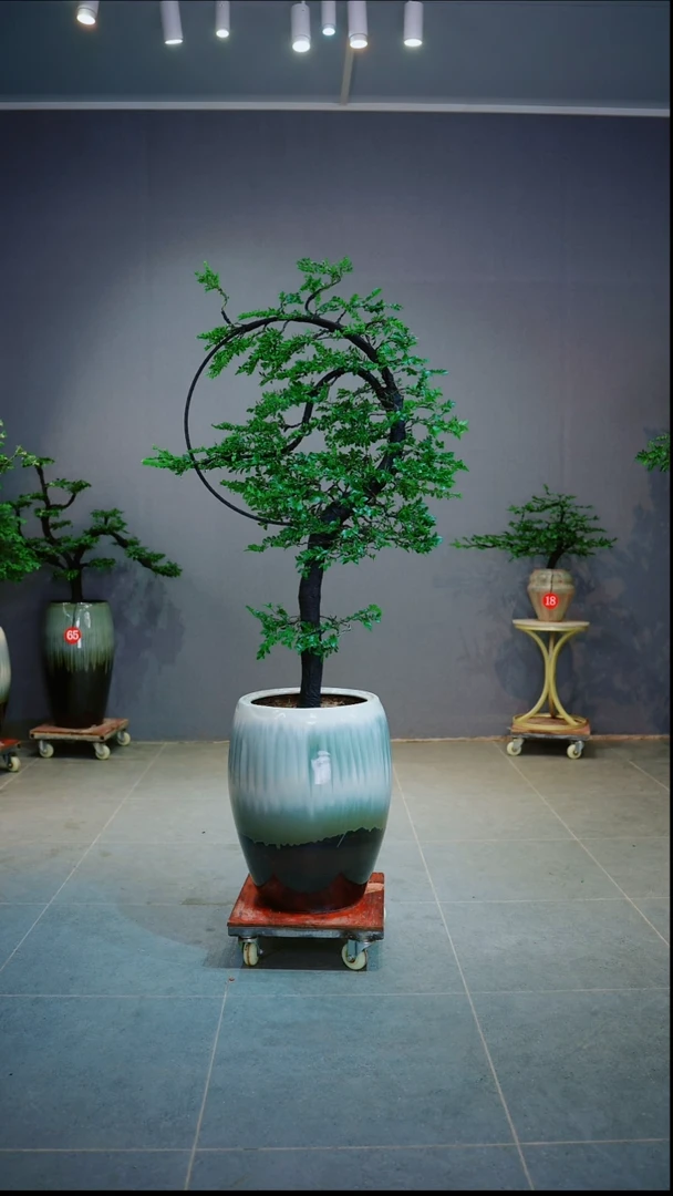 完全开放至**颜花好月圆造型广东小叶紫檀