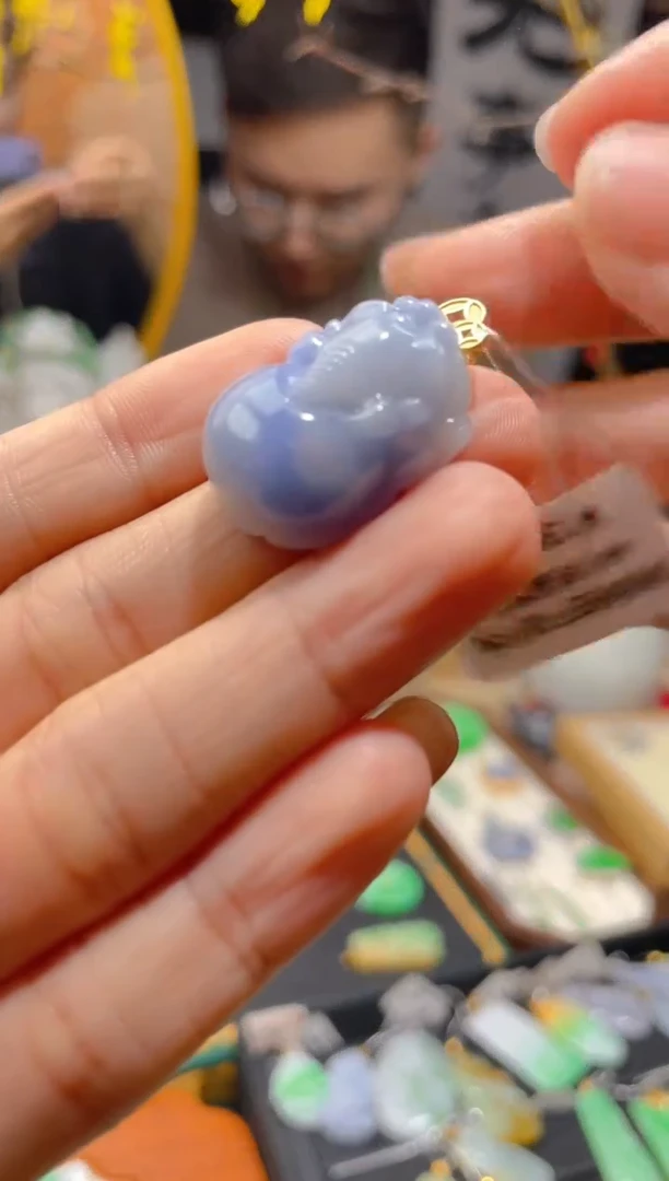 【闪购商品】翡翠颈饰18K金镶嵌假一赔三