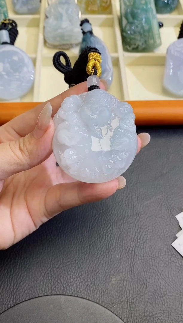 翡翠未镶嵌颈饰缅甸天然货翡翠