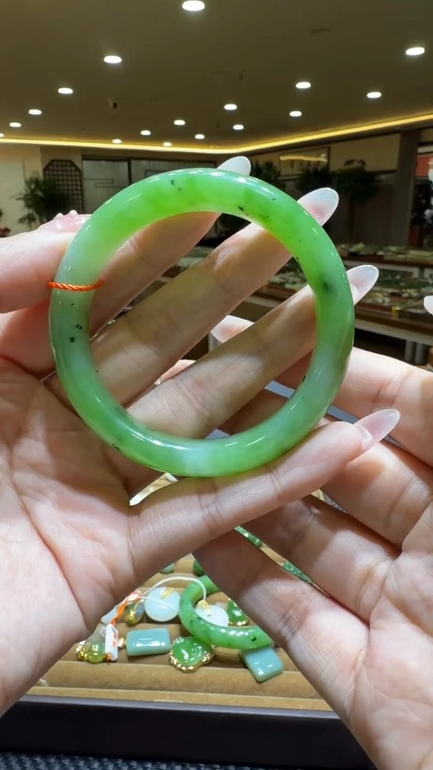 颈饰未镶嵌和田玉手镯53