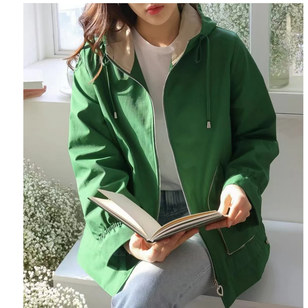 韩国2025新品短款减龄戴帽款风衣