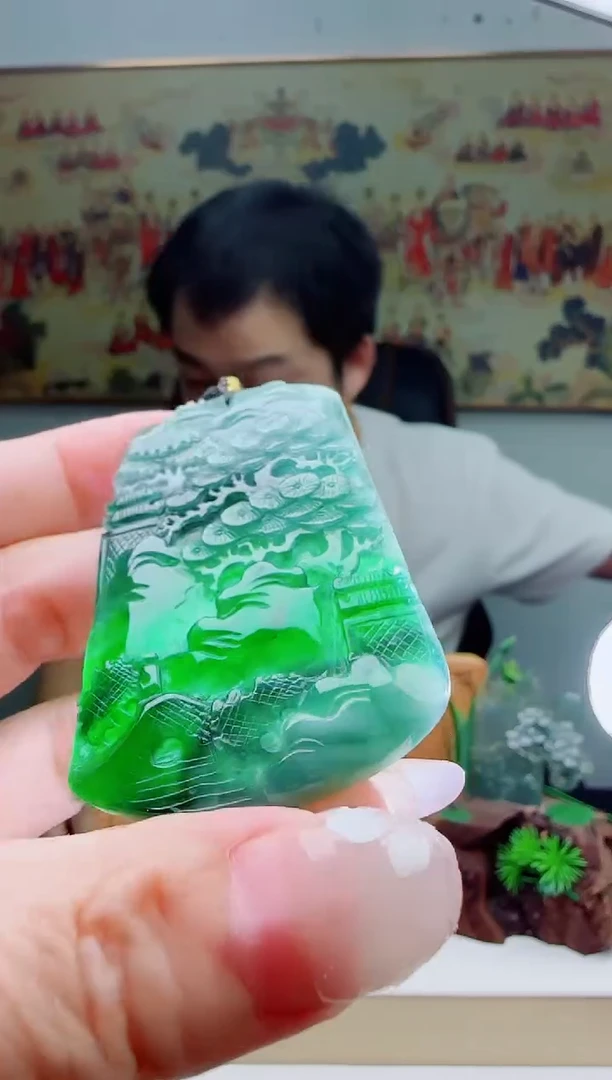 翡翠未镶嵌颈饰1111111111