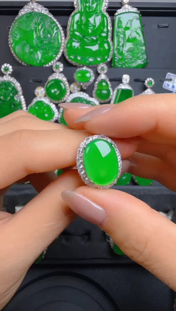 翡翠戒指银S925镶嵌蛋面女戒