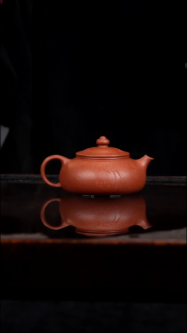 茶壶紫砂半手工降坡寒江刻绘