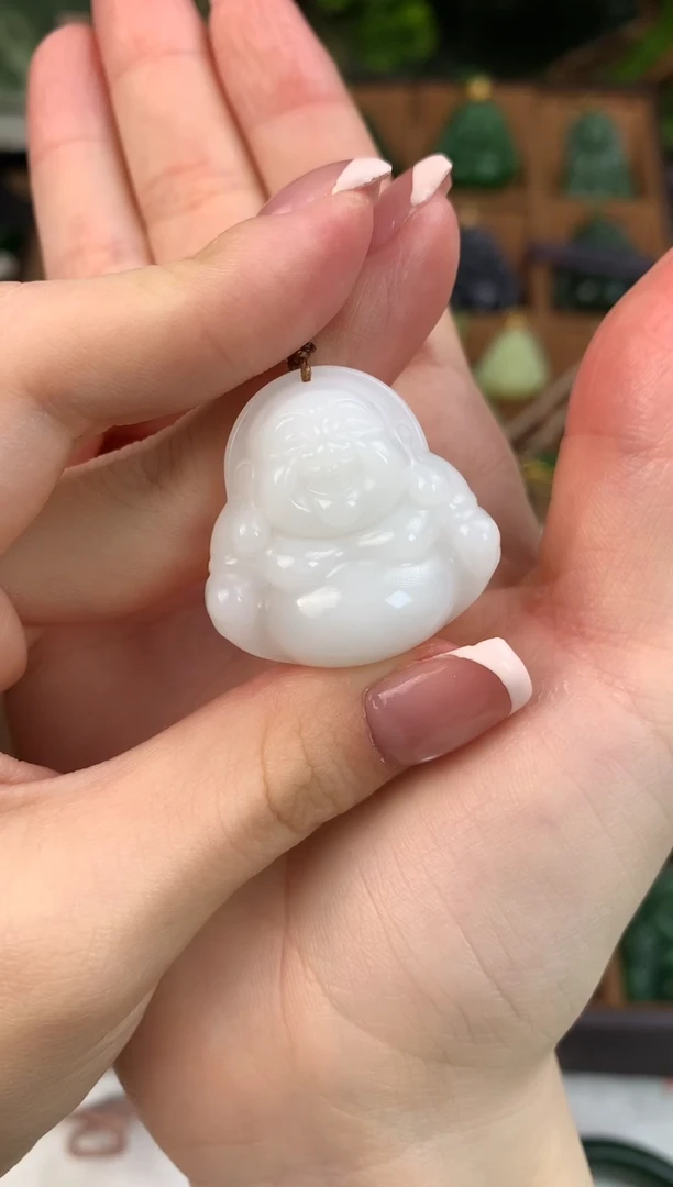 颈饰未镶嵌和田玉哈*哈吊坠30mm