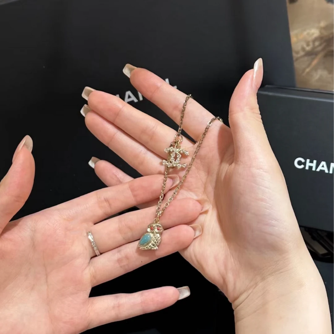 99新 Chanel/香奈儿 猫头鹰挂坠俏皮复古项链