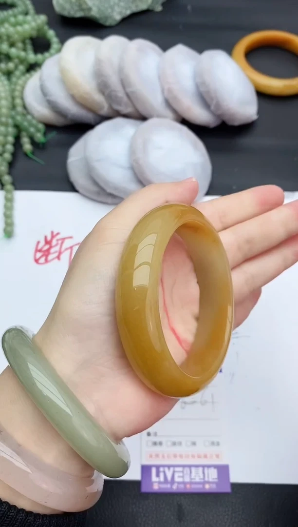 未镶嵌手镯石英质玉77+60/61