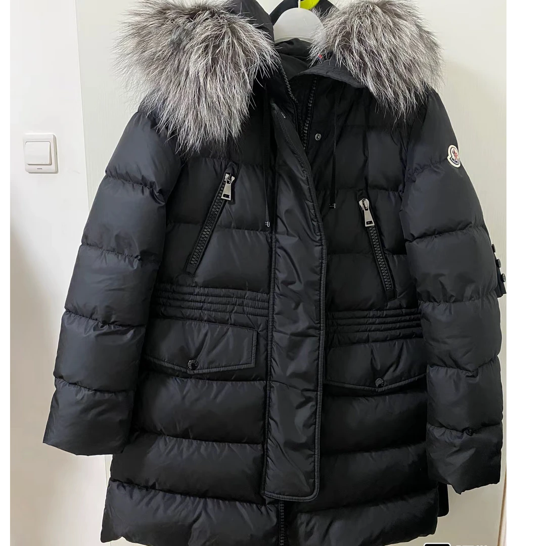 全新未使用 MONCLER 蒙口女款长款羽绒服