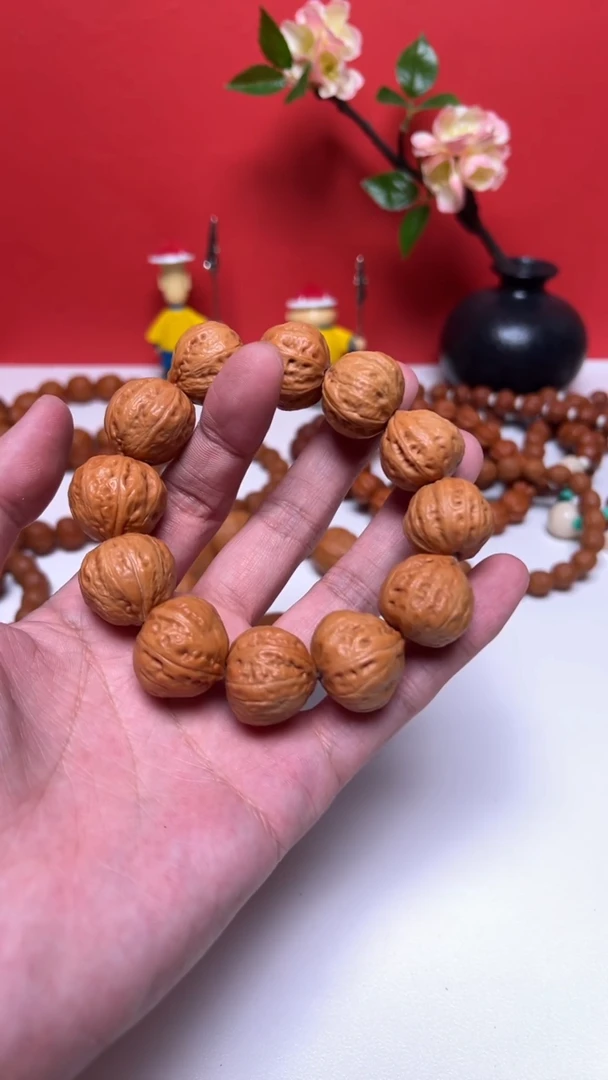 【闪购商品】文玩核桃手串微瑕小核桃，尺寸不精
