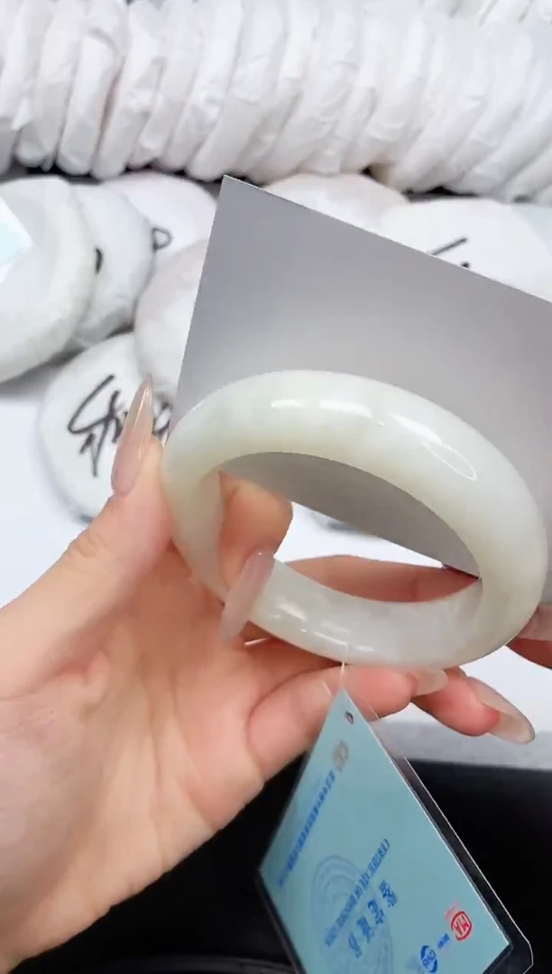 和田玉手镯未镶嵌25K173-56