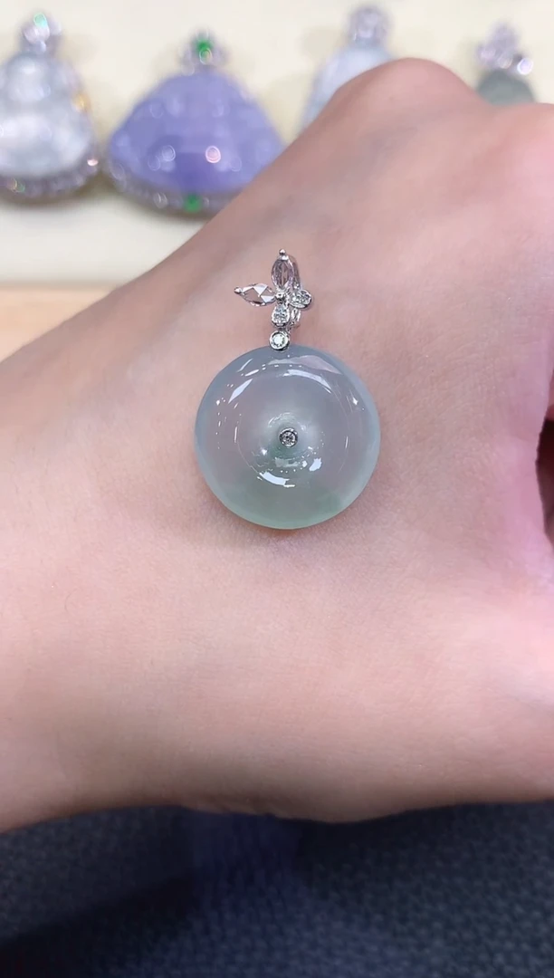 翡翠18K金镶嵌吊坠(不含链)夏日珠宝A96