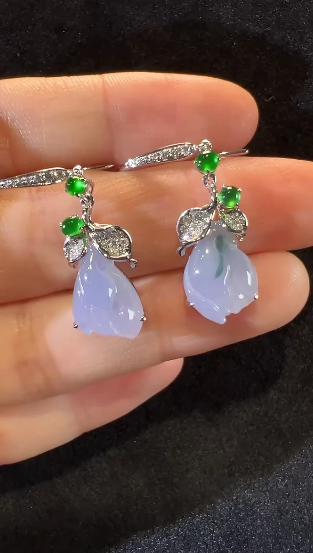 18K金镶嵌翡翠耳饰高冰紫罗兰玉兰花耳饰