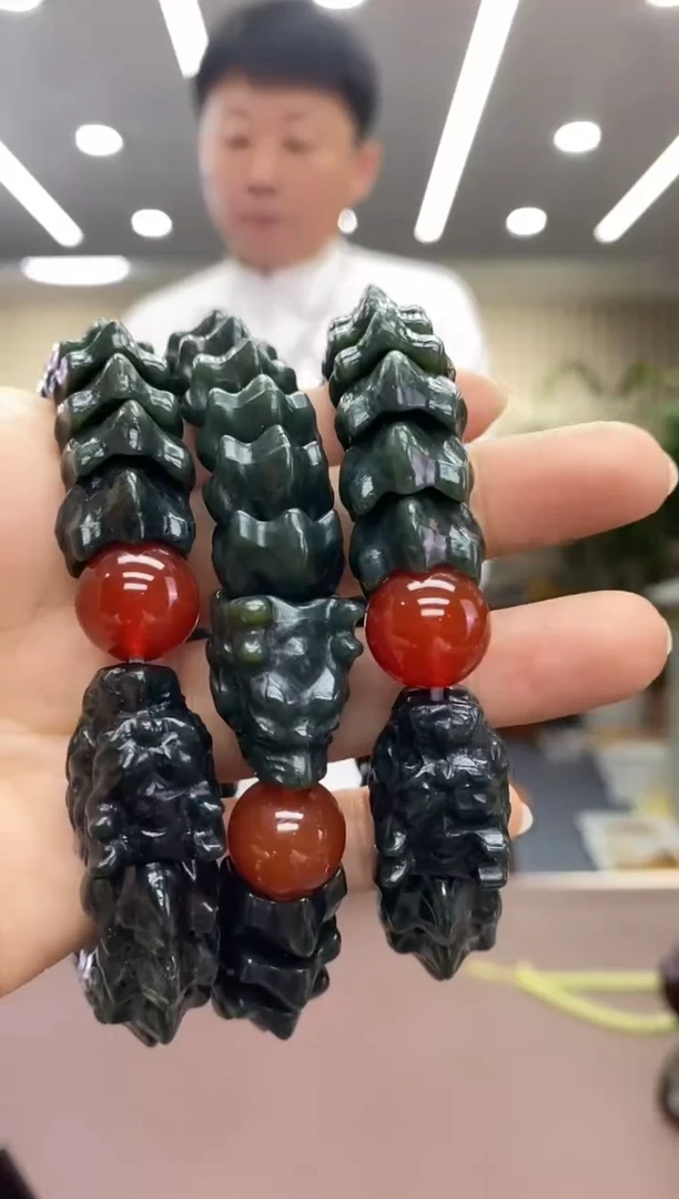 未镶嵌手链透闪石质玉手串
