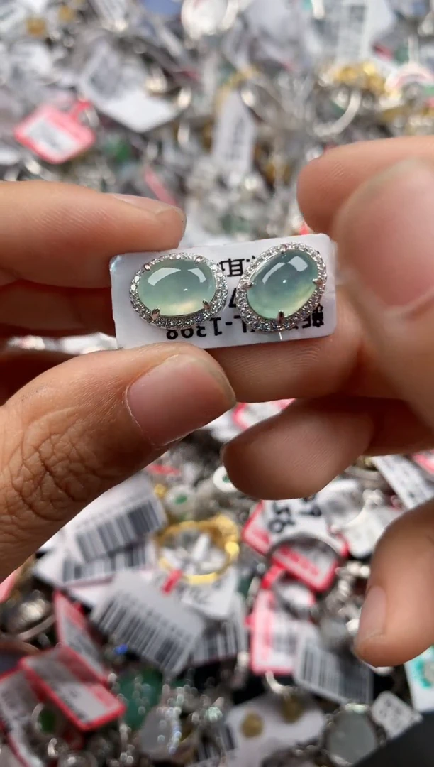 银S925镶嵌戒指翡翠666      10