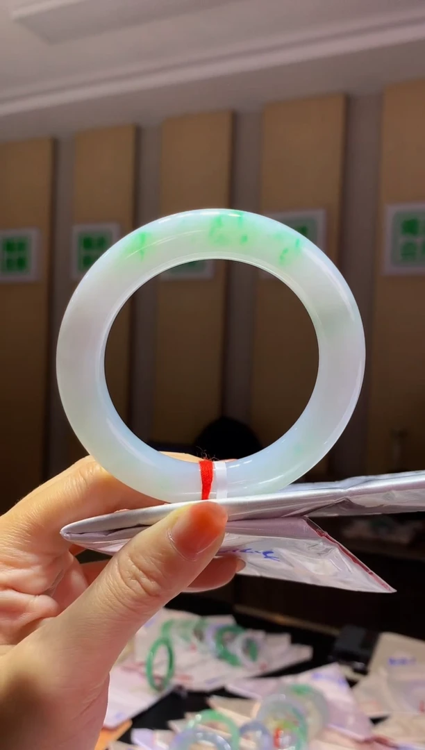 未镶嵌手镯翡翠-C108 圈口58.7 全款8.5万 定金2万