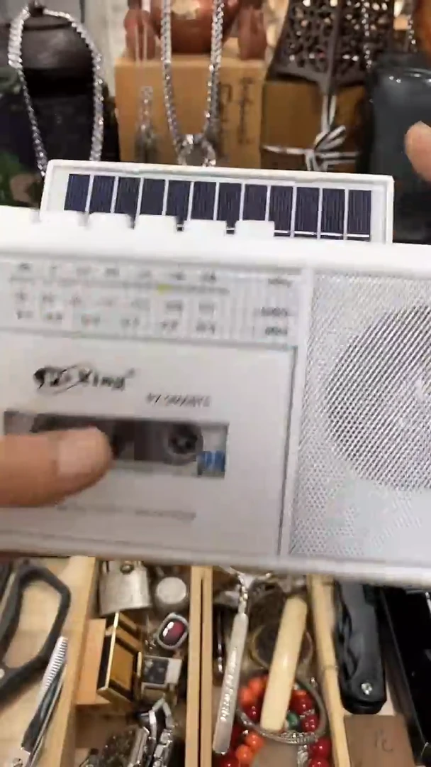瓷片闪购商品  如图所示