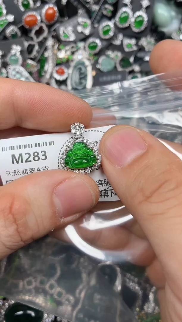 颈饰未镶嵌翡翠M283吊坠
