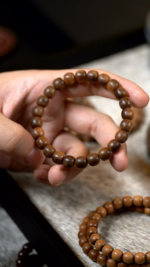 【闪购商品】檀香木手串/手链焦糖老山檀9mm