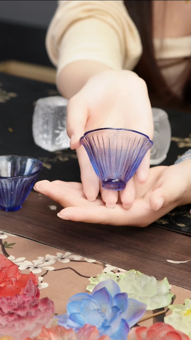 琉璃手工艺品蓝紫色花朵杯