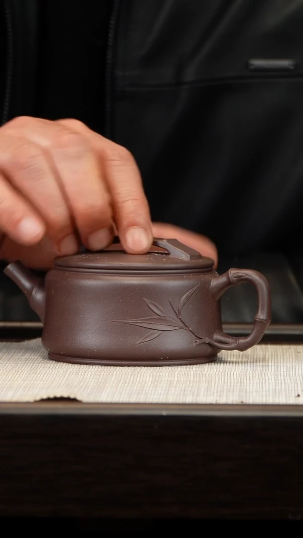 茶壶紫砂四底竹韵
