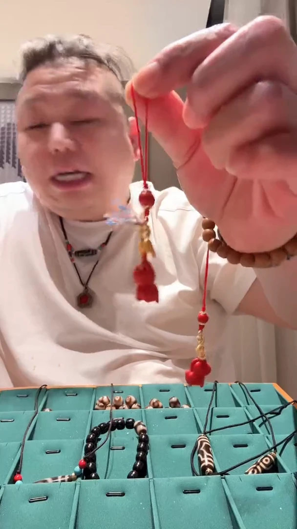 天然辰砂ZS001多样性发一001