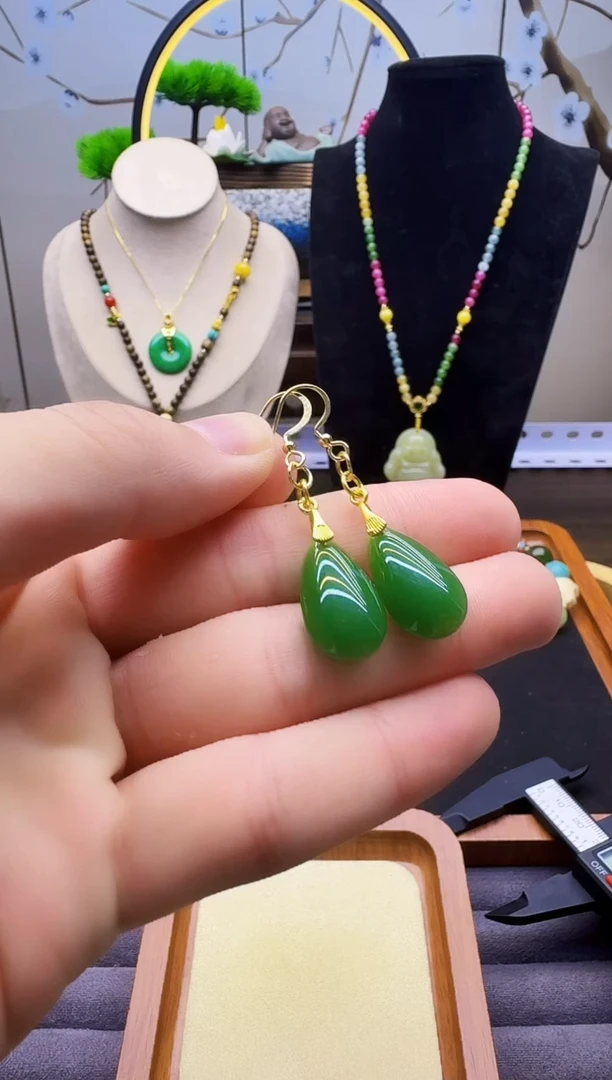 和田玉14K金镶嵌耳饰E119