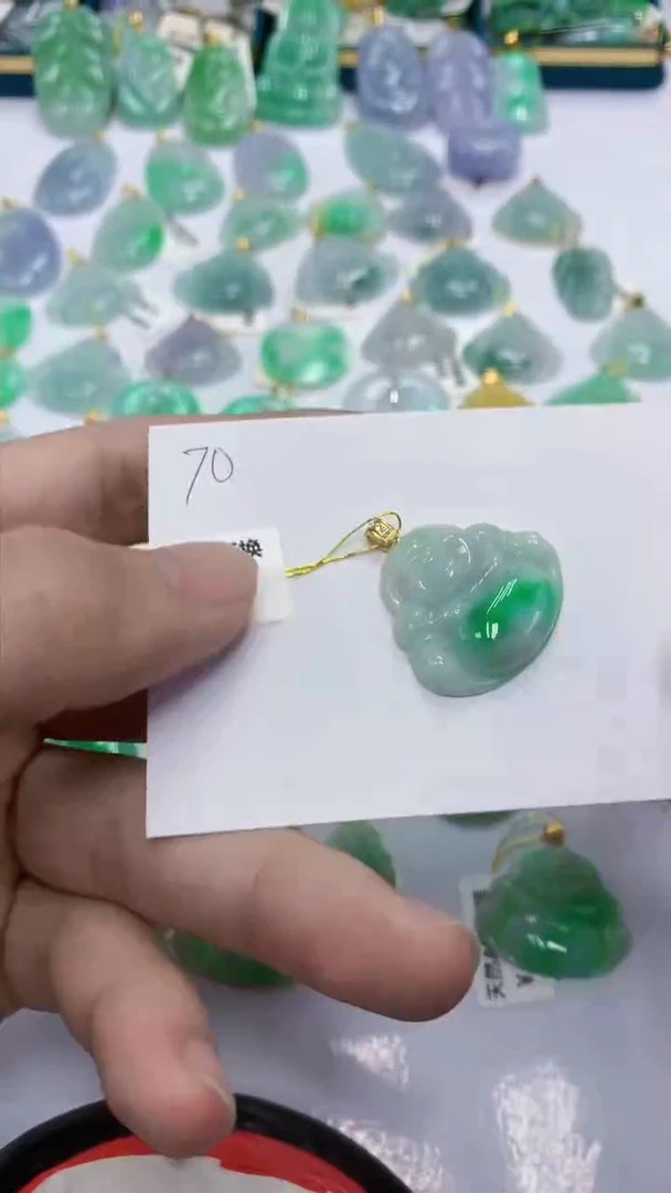 颈饰未镶嵌翡翠天然缅甸翡翠A货
