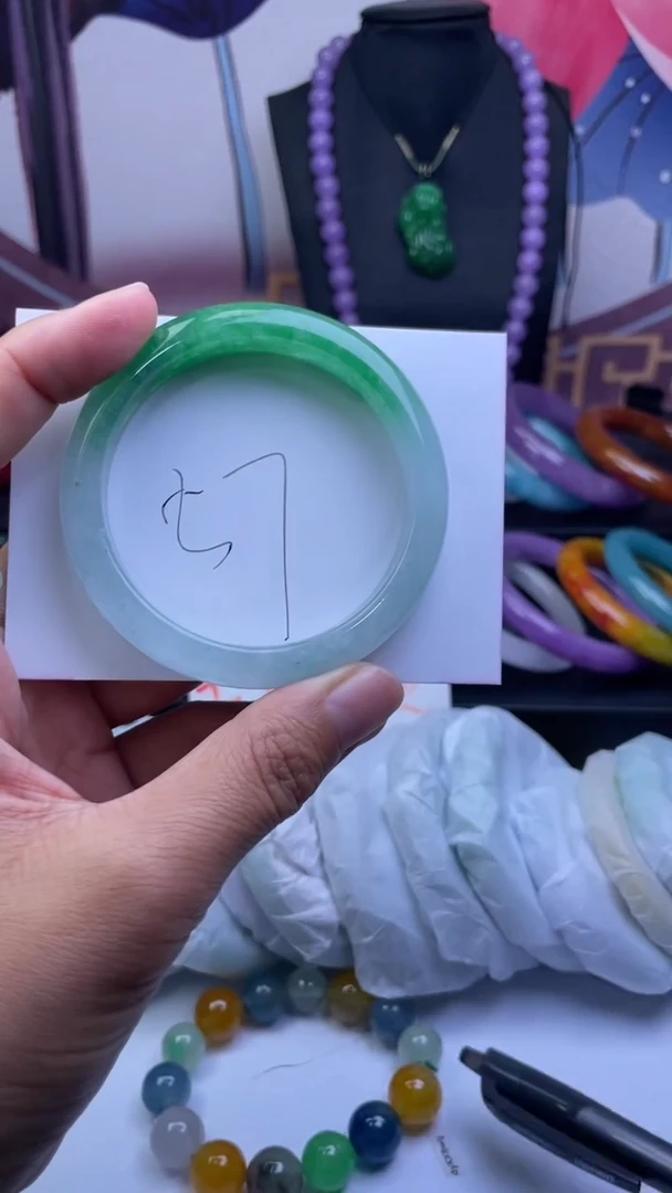 非金属仿水晶手镯