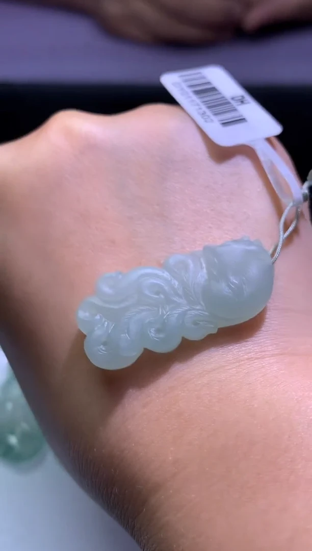 定制翡翠未镶嵌毛货