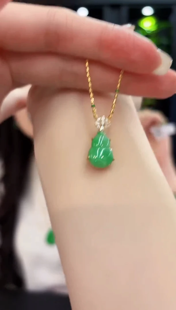 吊坠(不含链)未镶嵌翡翠缅料A货/多样性发货/一件