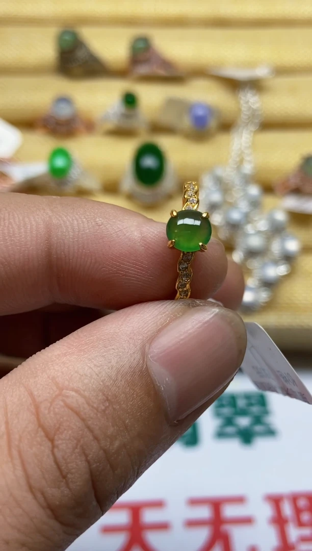 【闪购商品】翡翠戒指银S925镶嵌0000