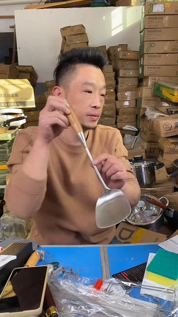 1不锈钢316L 锅铲一把