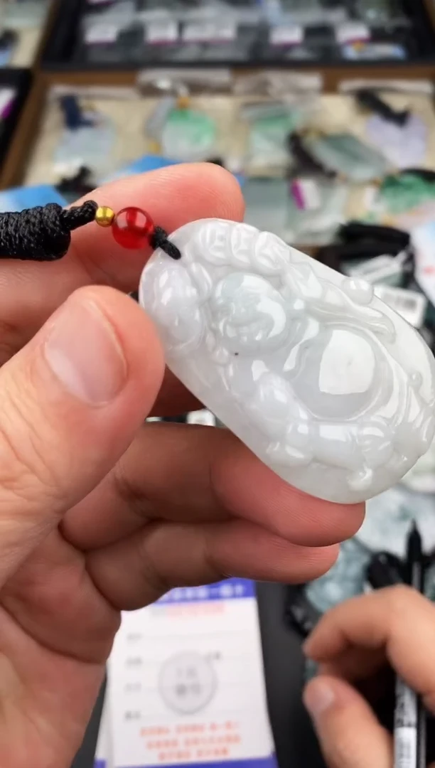 【闪购商品】翡翠颈饰未镶嵌  天然翡翠，一物一图