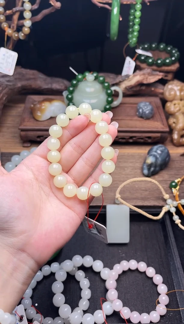 手串未镶嵌和田玉卡12若羌浅黄 圆珠 平头9010732