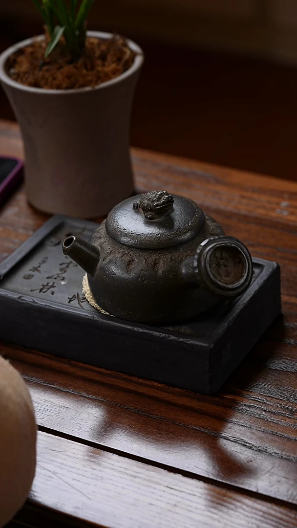 【闪购商品】段泥茶壶侧把壶 原创 全手工 捂灰 无添加