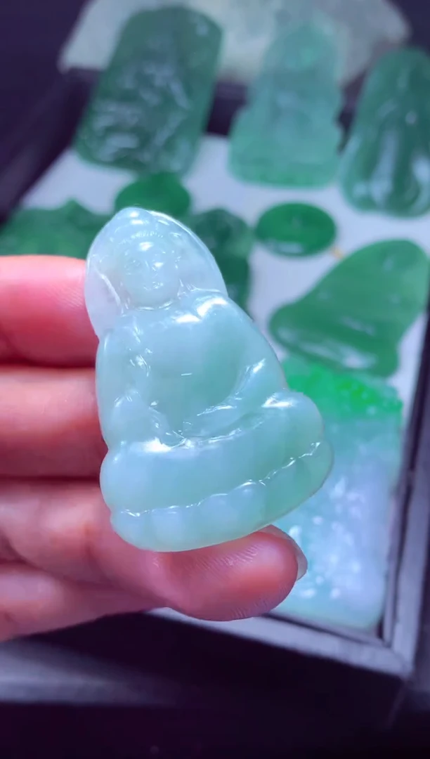 未镶嵌定制翡翠李*看天然缅甸翡翠A货毛货多样性发货其一