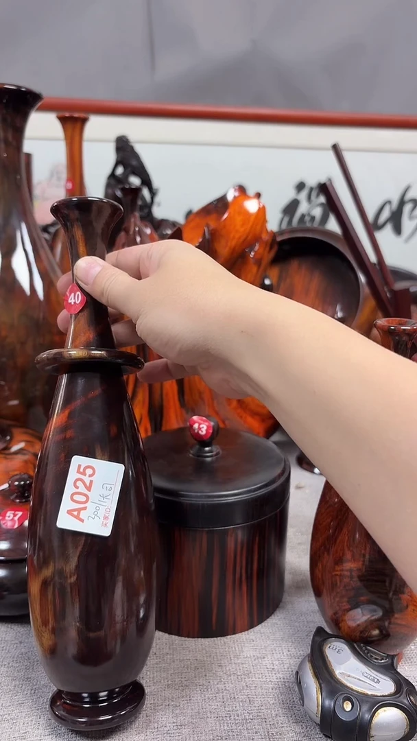 木大*大红酸枝花瓶一个