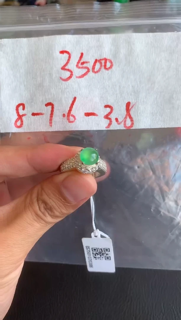 未镶嵌定制翡翠缅甸A货翡翠，拍一发一