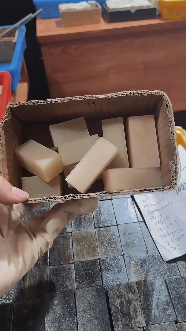 老挝石不***唔瑕疵不规则章